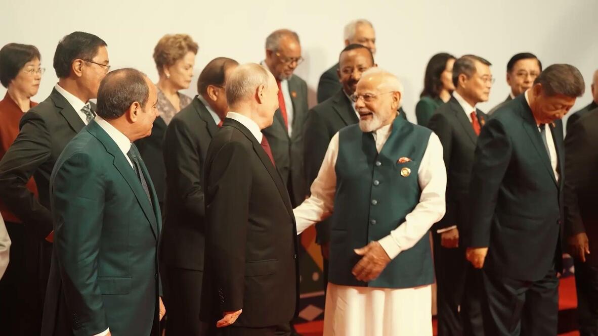 THOSE VIRAL BRICS MOMENTS! - Relive smiles, laughs and warm greetings of leaders at New Delhi summit 